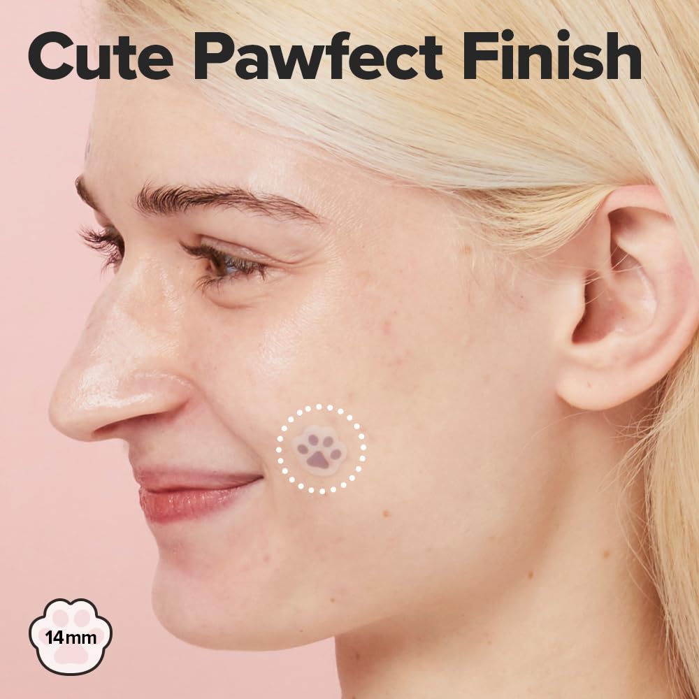 I DEW CARE patch applied on face blemish close-up