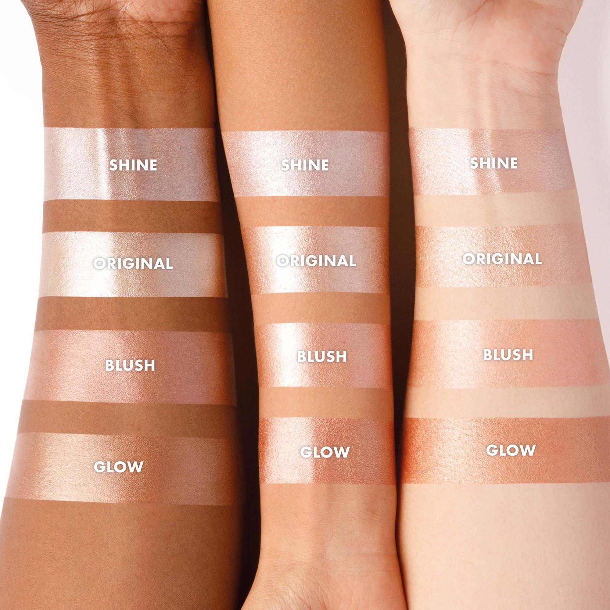 ICONIC LONDON collarbone and Cupid's bow glow with peachy rose shimmer.