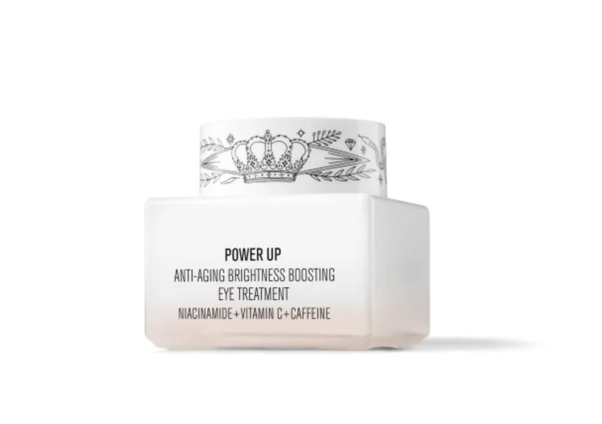 Il Makiage Power Up Eye Cream applicator massage demonstrates depuffing benefits
