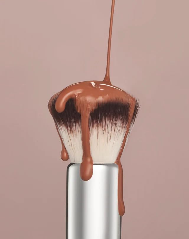 ILIA Complexion Brush bristles close-up show soft synthetic fibers for seamless blending.
