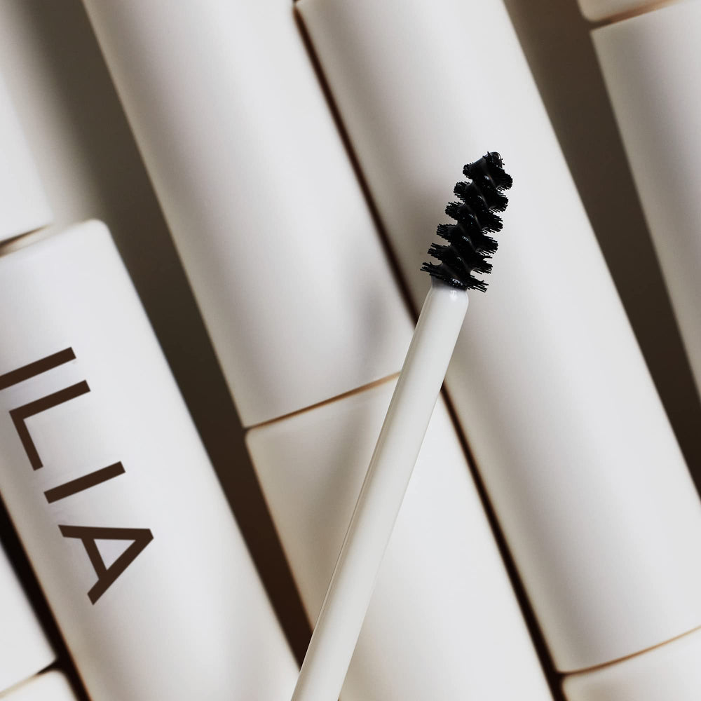 ILIA In Frame Brow Gel long wear shows eight-hour hold with a clean look