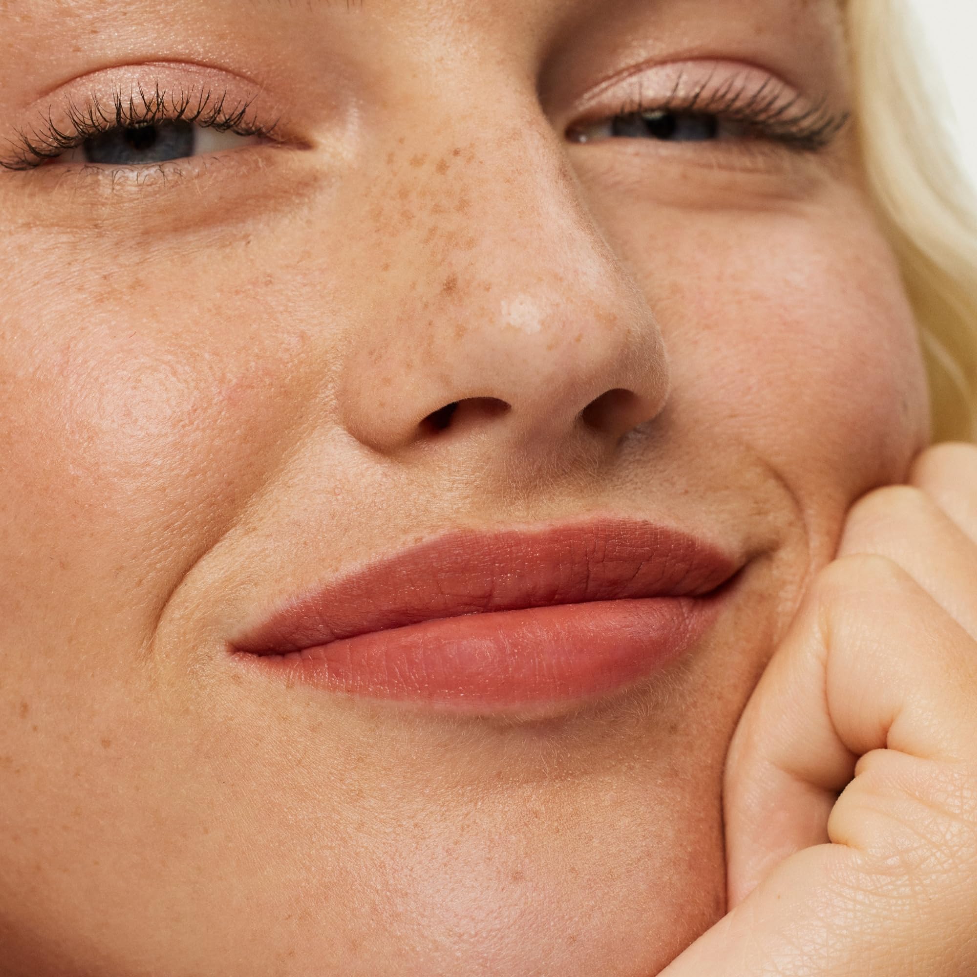 ILIA Lip Sketch Earthen texture hints at barrier-friendly, comfortable wear