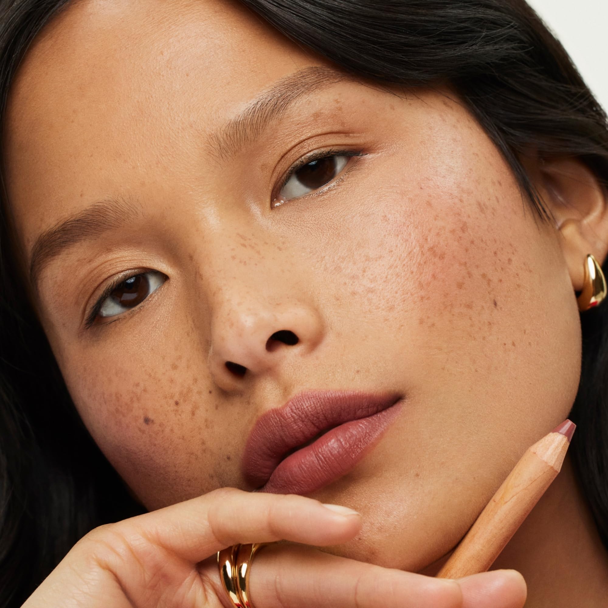 ILIA Lip Sketch Genre hydration image emphasizes skincare-infused moisture during wear.