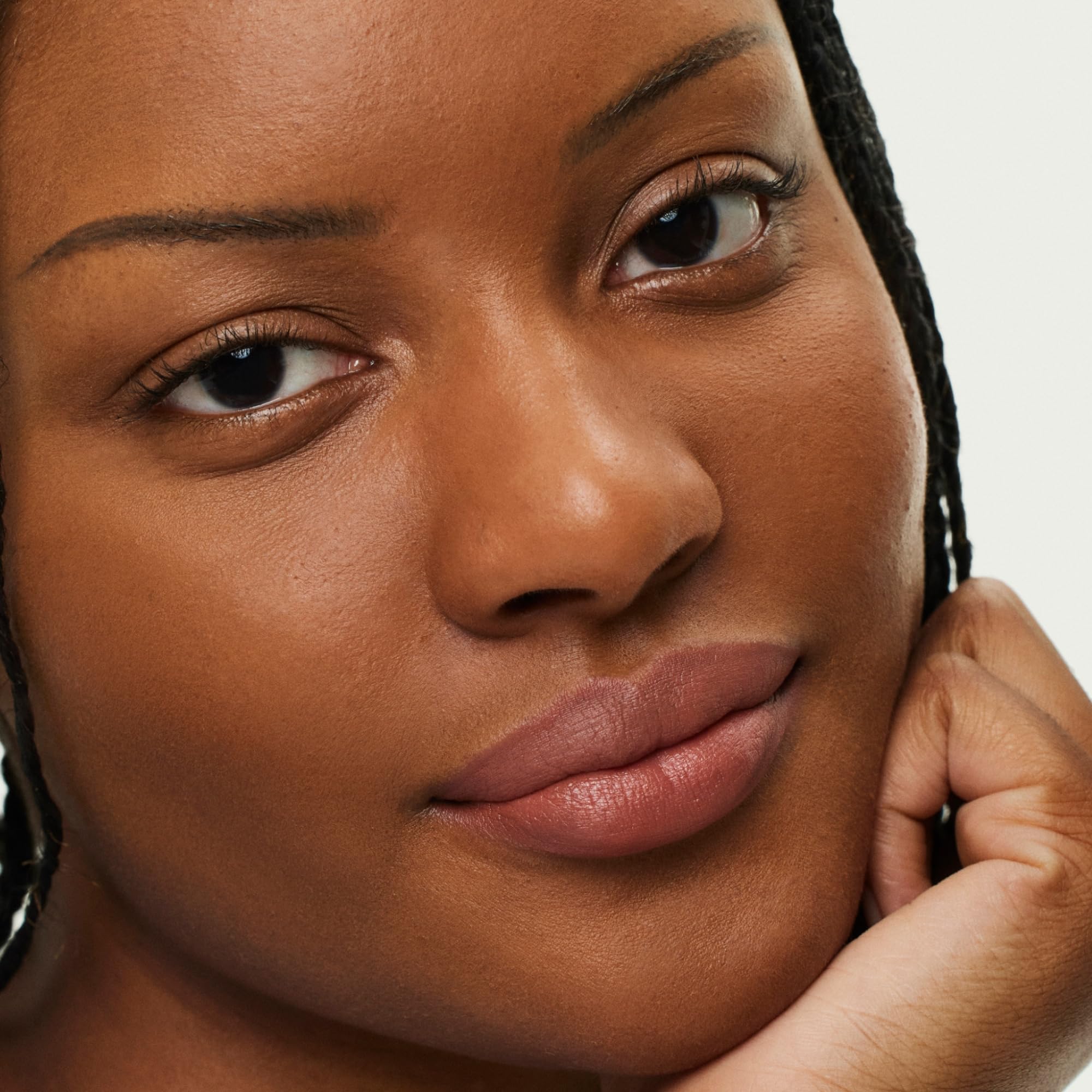 ILIA Lip Sketch Earthen on lip shows hydrating, soft-matte finish