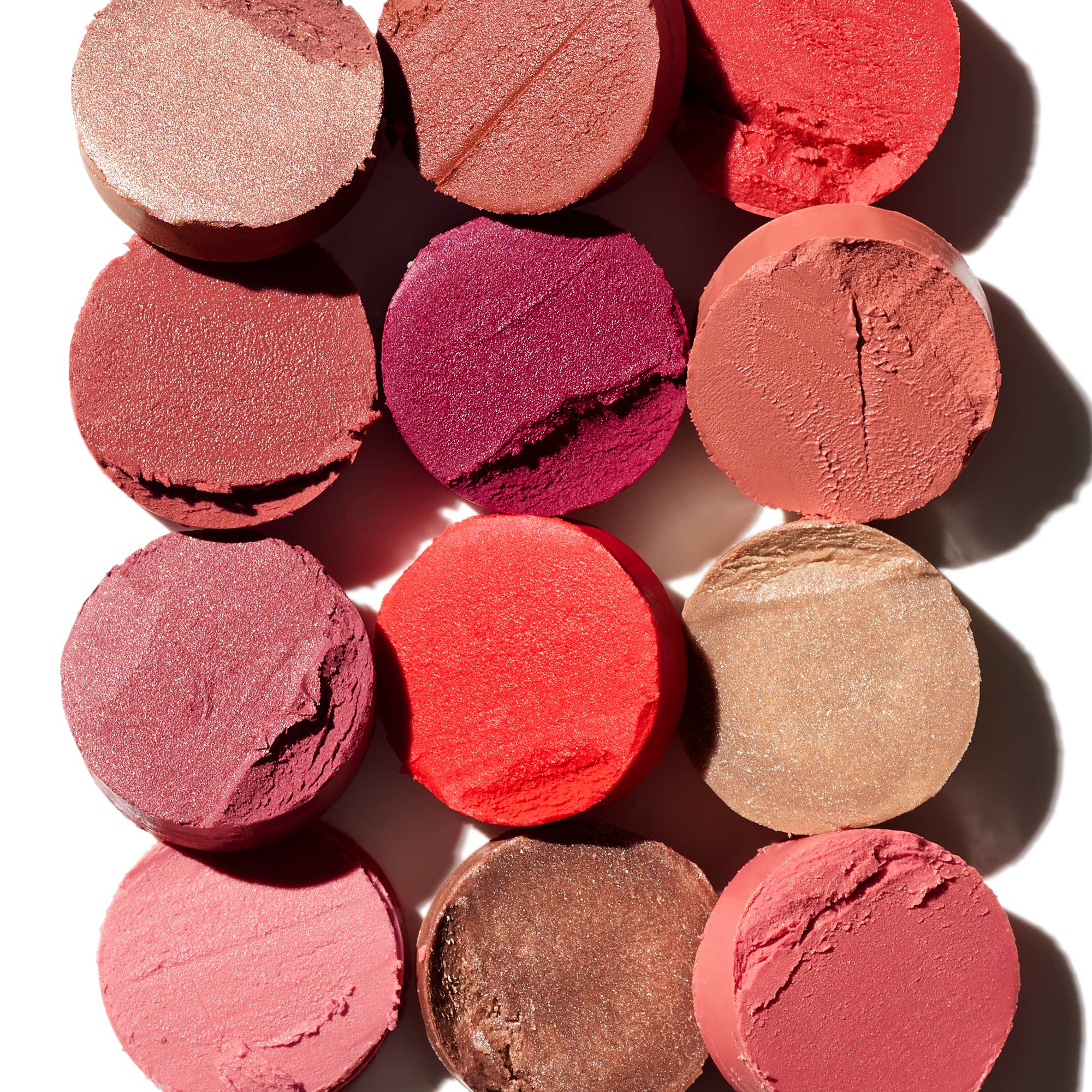 ILIA Multi-Stick sustainable packaging visuals.