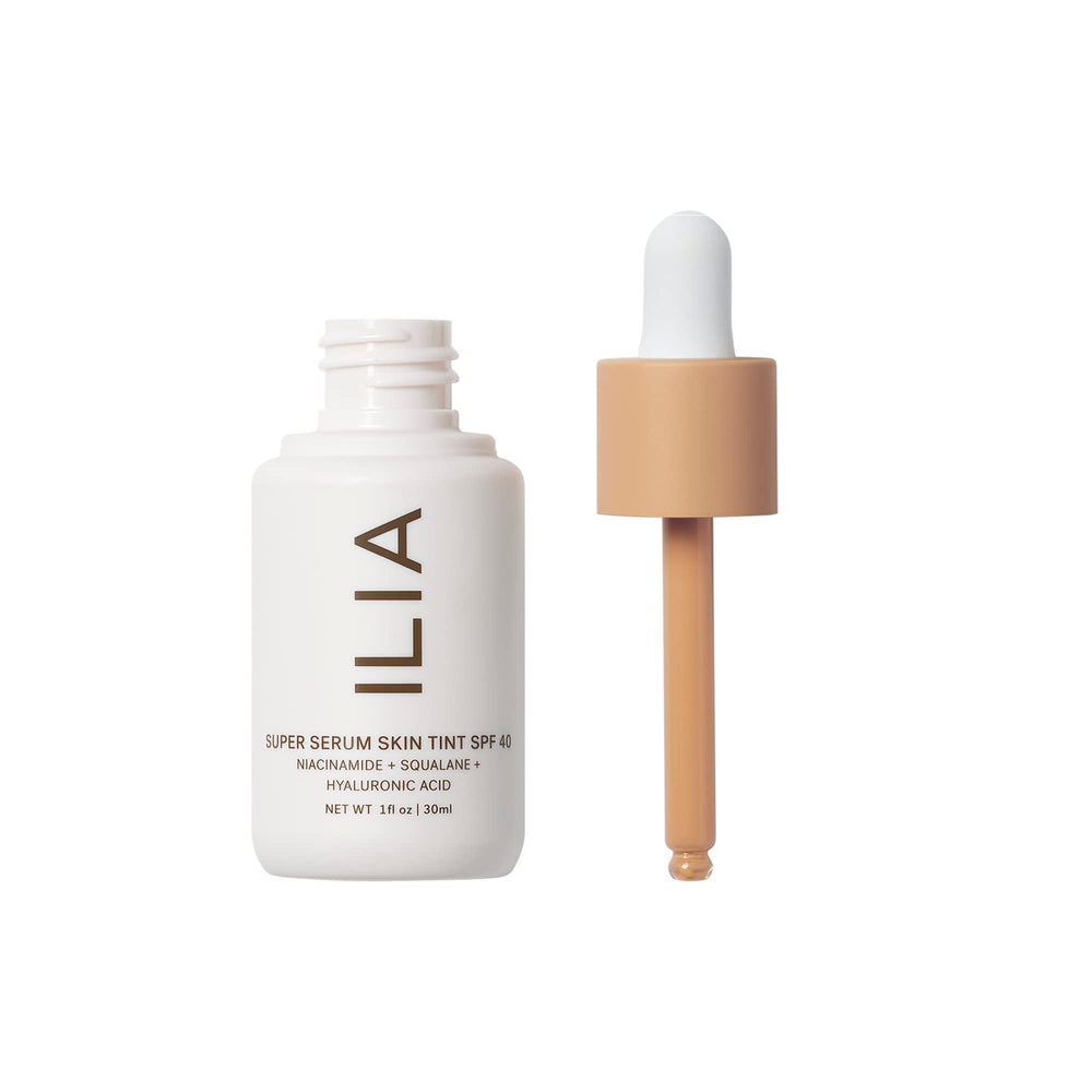 ILIA SPF 40 swatch under natural light reveals dewy, breathable coverage