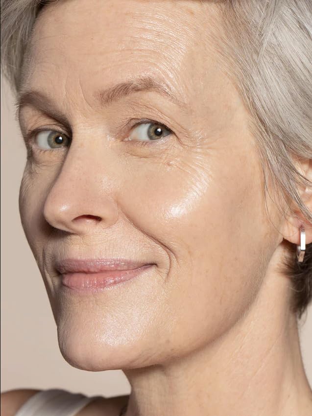 ILIA Super Serum Skin Tint SPF 40 packaging emphasizes clean vegan SPF 40 protection