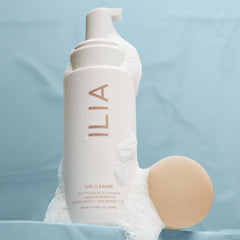 ILIA The Cleanse cap dispensing pour for easy one-step cleanse.