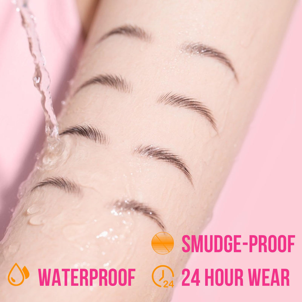 iMethod brow-cap with angled tip ready for precise application