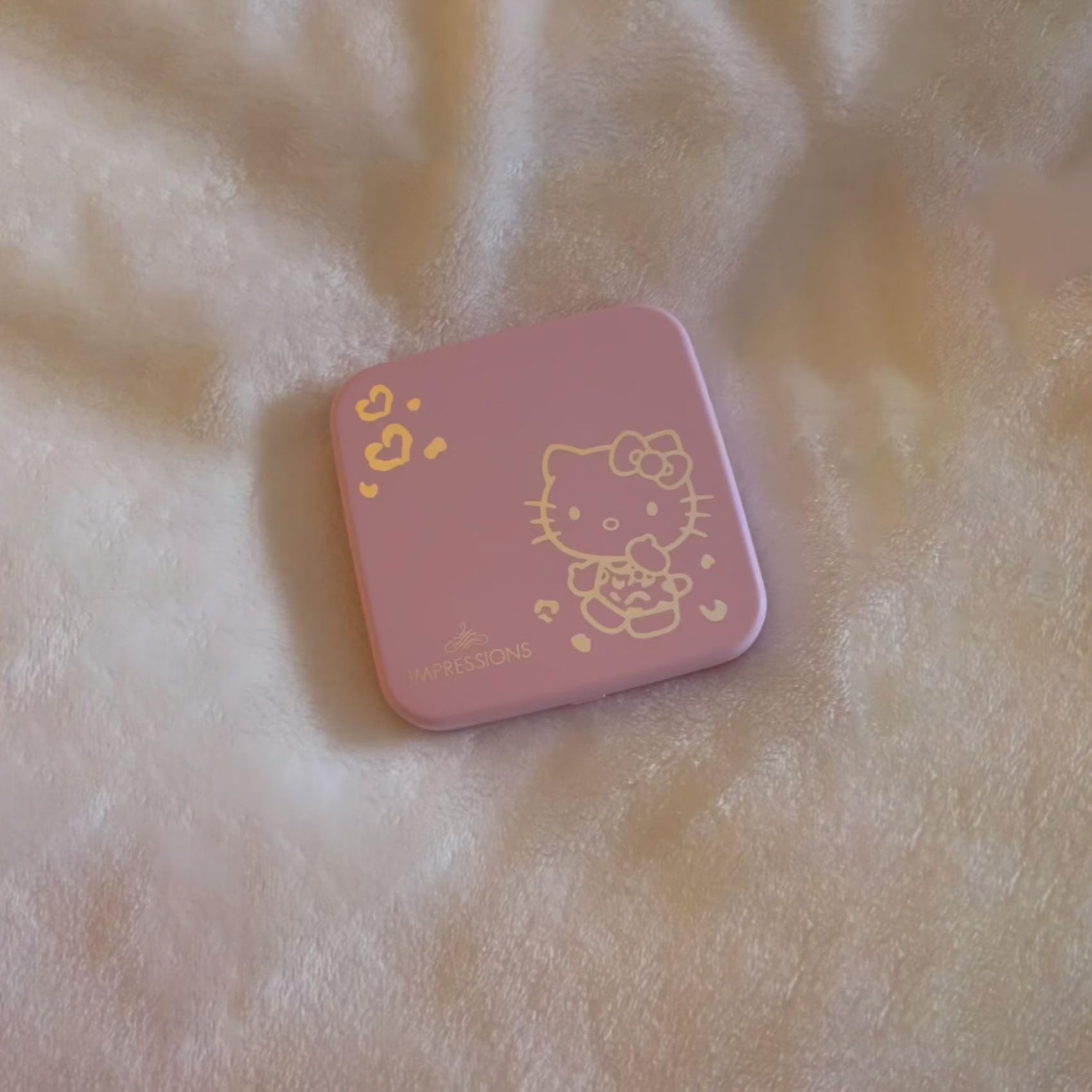 Impressions Vanity Hello Kitty Supercute compact mirror durable build for daily use