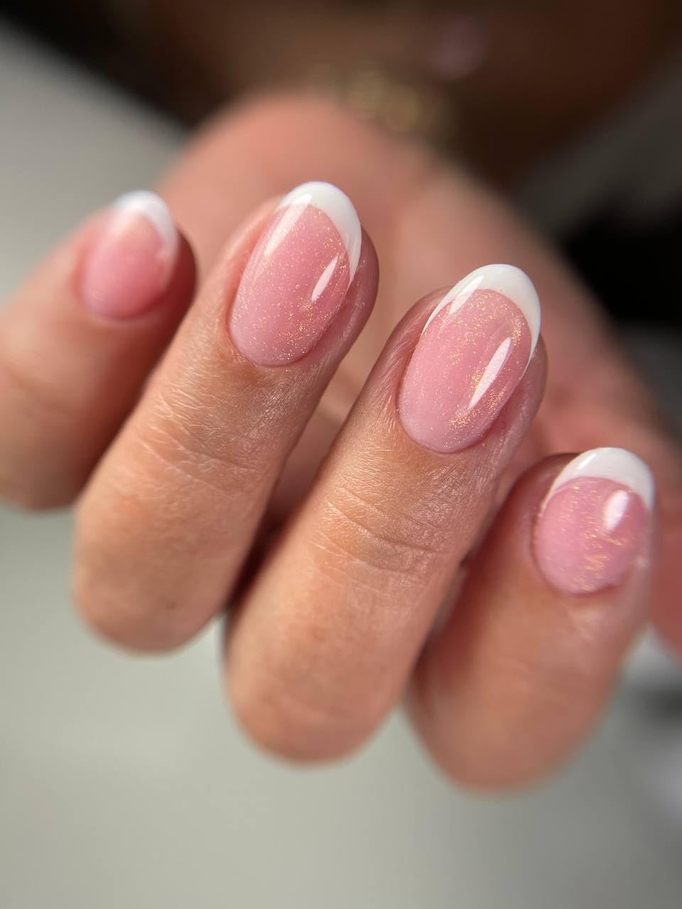 IN.HYPE Sculpting Hard Builder Gel nail overlay on natural nail demonstrates strong adhesion.