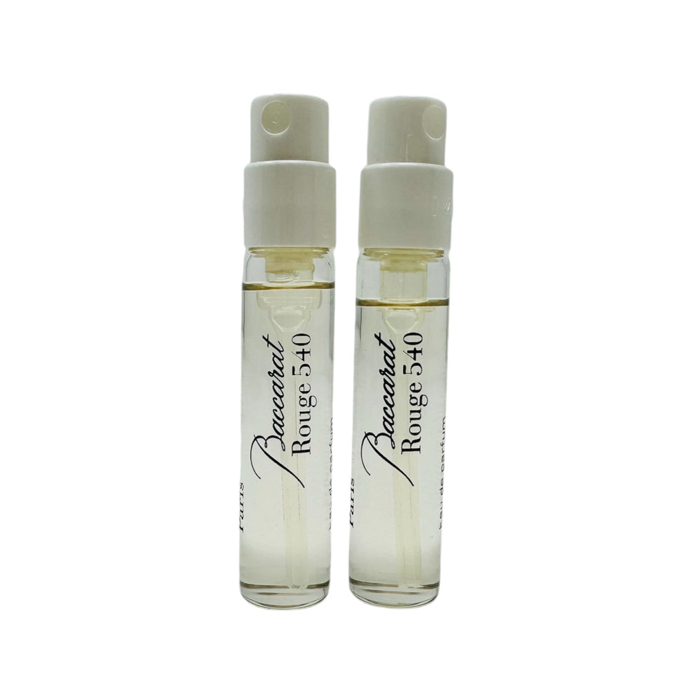 In1mart 2B Baccarat Rouge 540 sample vial pour shows portable testing for travel fragrance