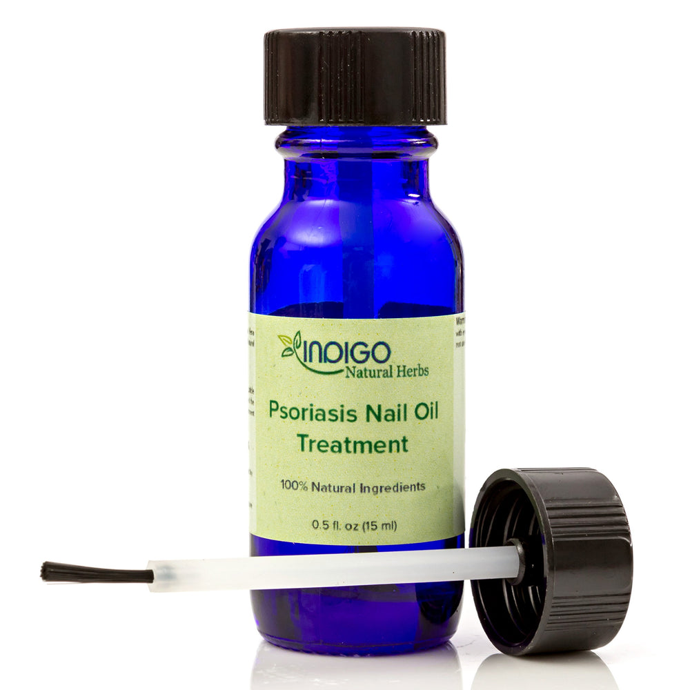 Indigo Natural Herbs Psoriasis Nail Oil Care application hand demonstrating daily soothing use.