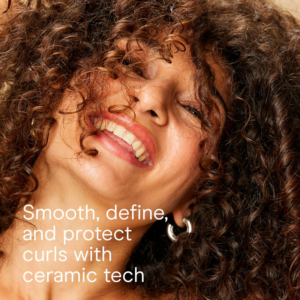 InfinitiPRO concentrator nozzle focuses airflow for sleek, precise styling and smooth finishes.
