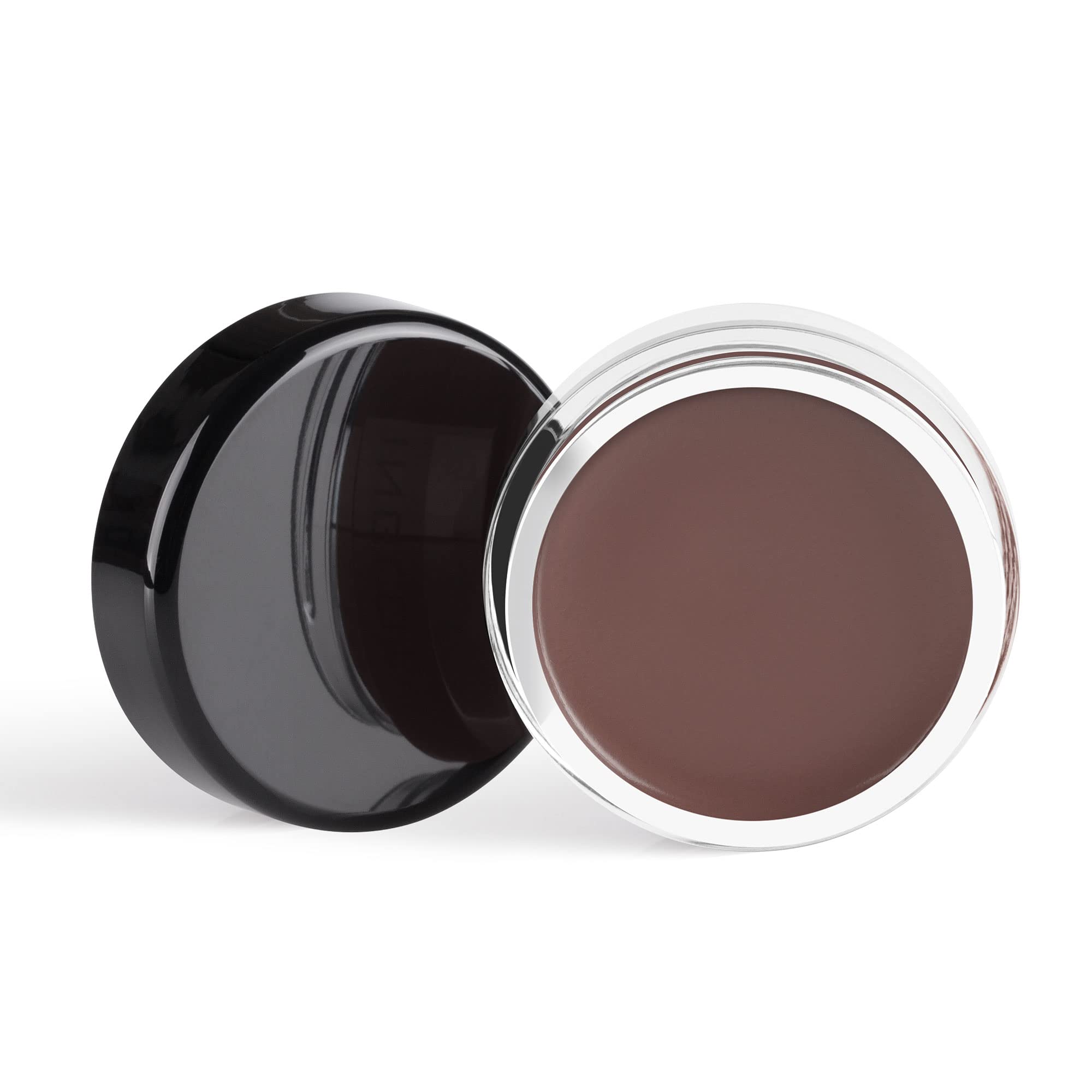 Inglot AMC Eyeliner Gel matte finish close-up for a velvety look.