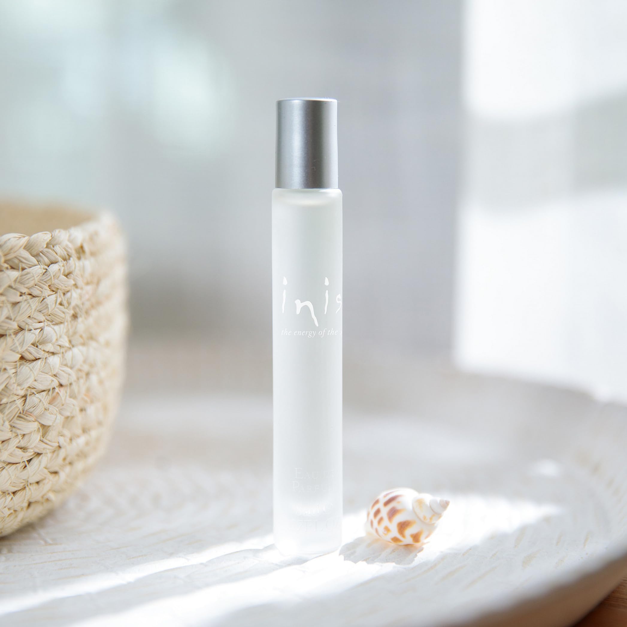 Inis Energy of the Sea roll-on unisex use on the go.