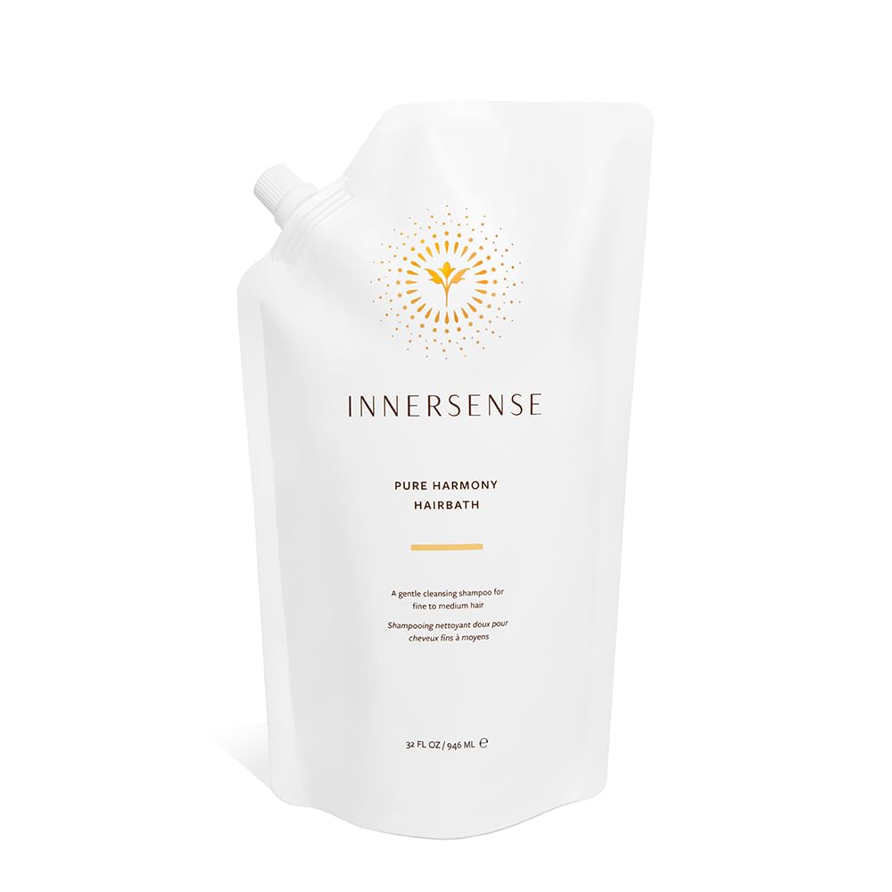 INNERSENSE hairbath shampoo lather demonstrates gentle cleansing for vibrant, lightweight hair.