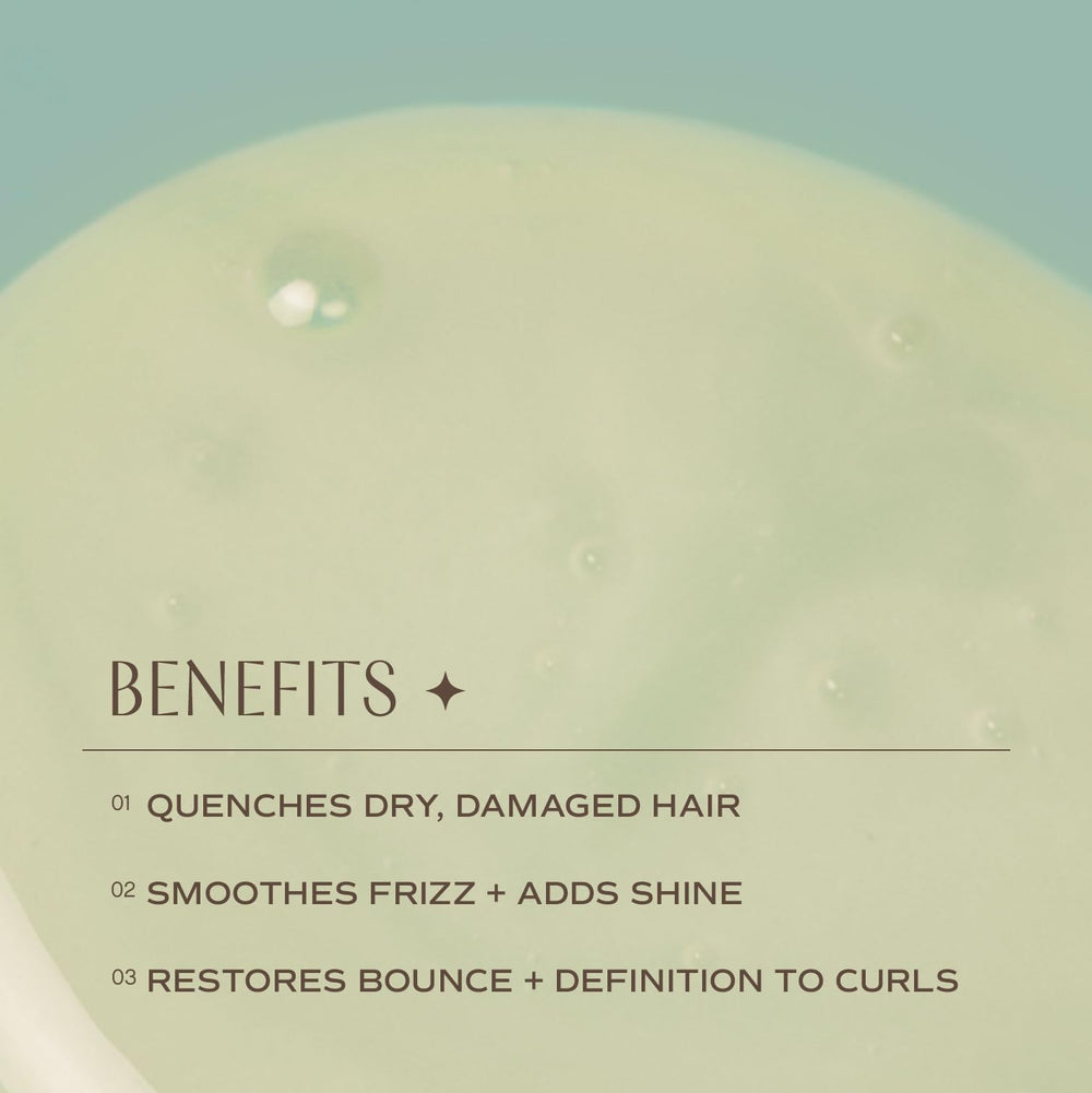 INNERSENSE Hydrating Hairbath sage oil closeup suggests refreshing, vibrant hydration.