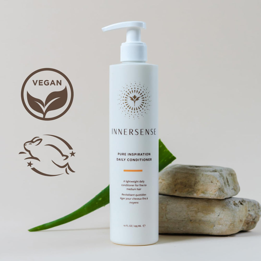 INNERSENSE organic daily conditioner pump dispense demonstrates easy application for daily use.