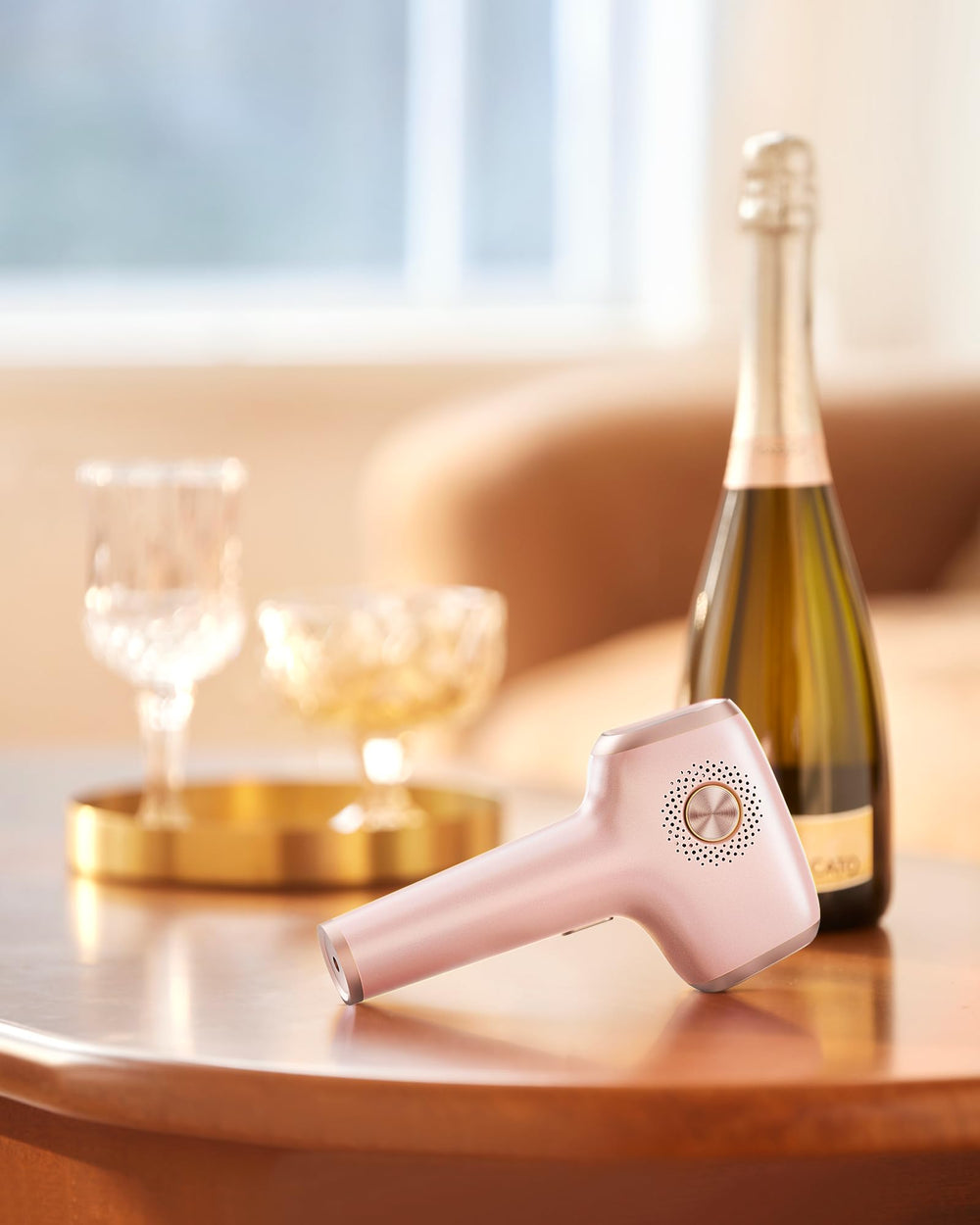 INNZA IPL device with 999,999 flashes highlights long-lasting usage