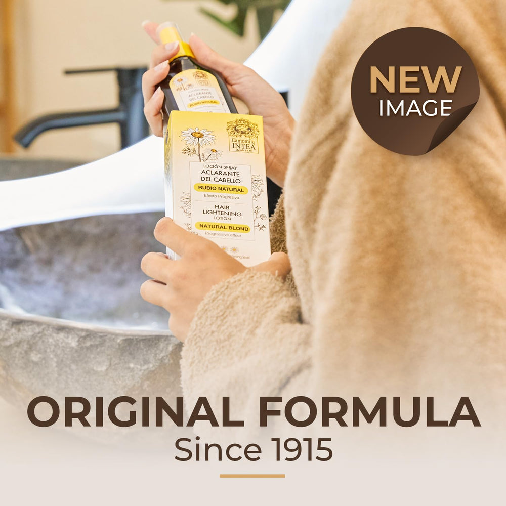 Intea Camomila Blonde Spray application shot showing quick spritz styling