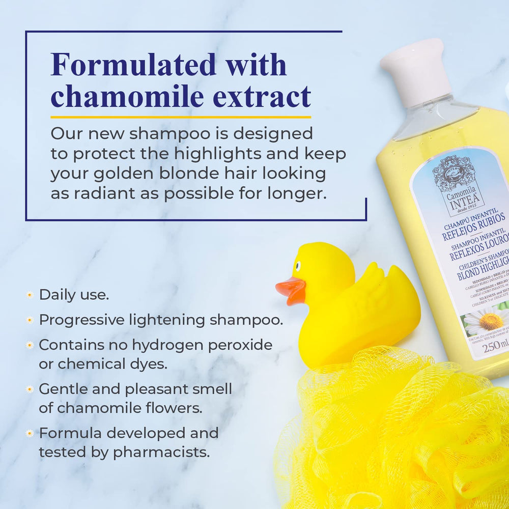 Intea Camomila Kids Shampoo pour showing easy-to-dispense flow