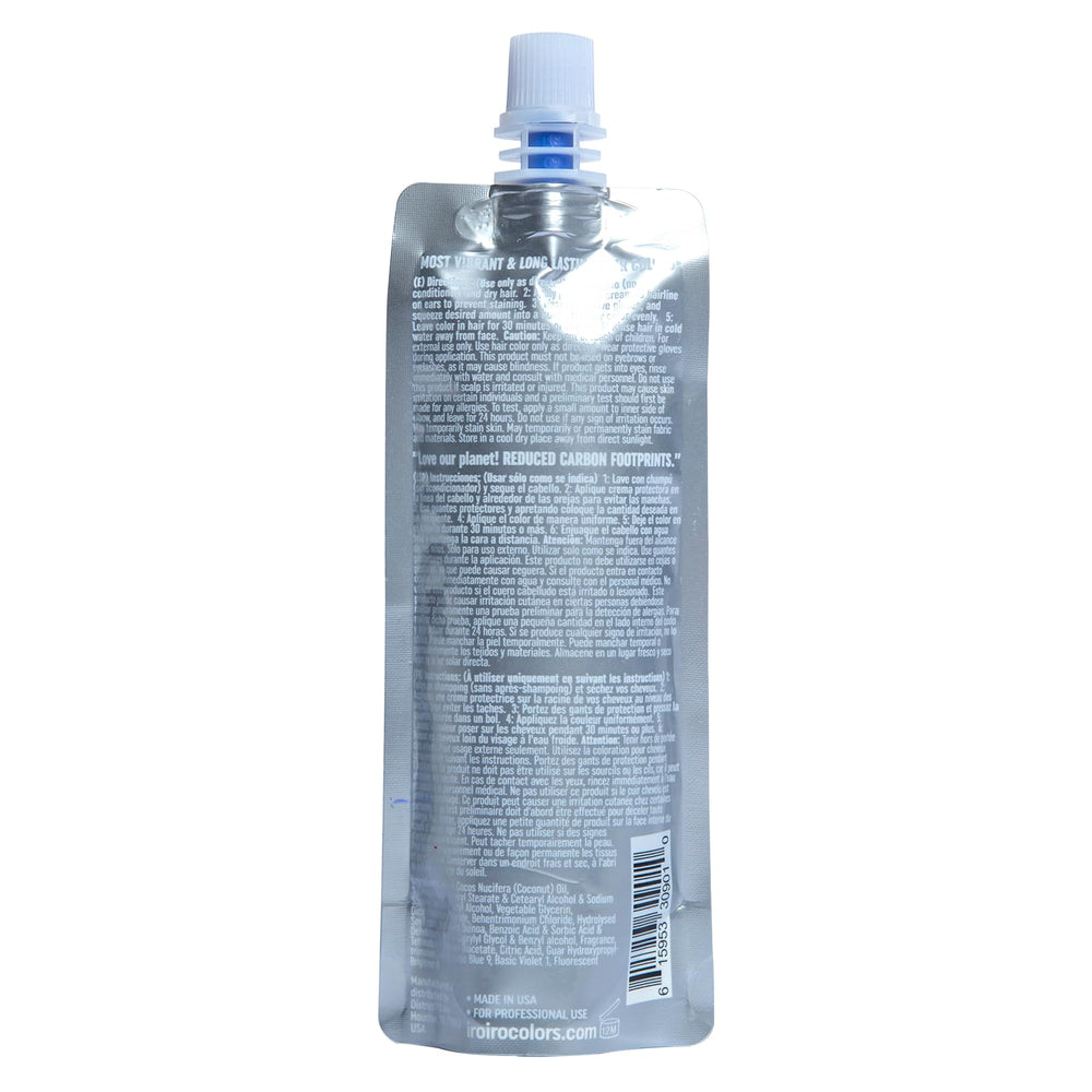 IROIRO Neon Blue cream application demonstrates smooth color uptake.
