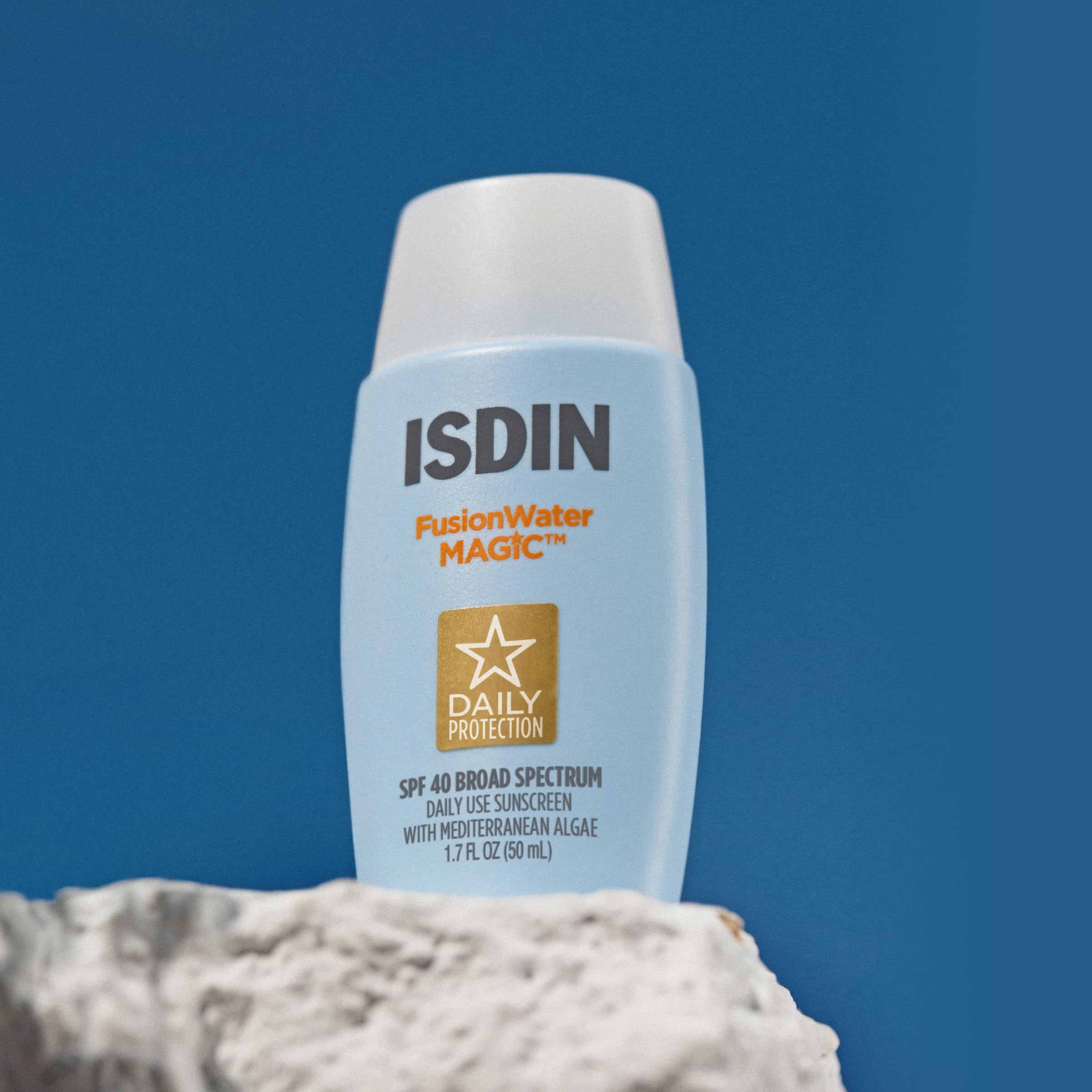 ISDIN Fusion Water MAGIC provides up to 12 hours of hydration