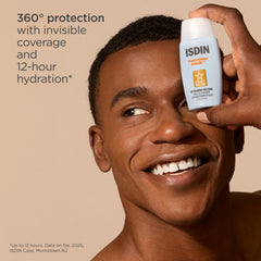 ISDIN Fusion Water MAGIC gel-like texture visible for a feather-light feel.