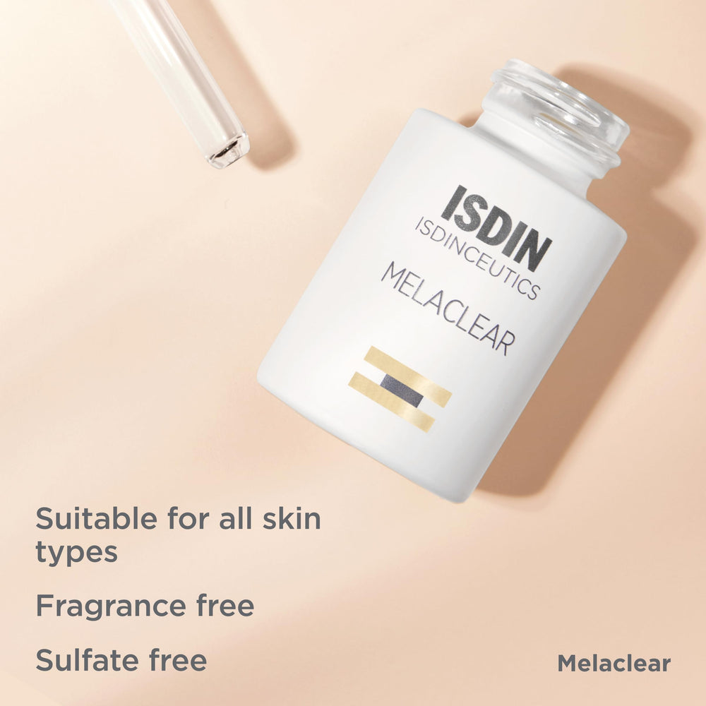 ISDIN Melaclear green tea extract close-up indicates antioxidant support and gentle exfoliation.