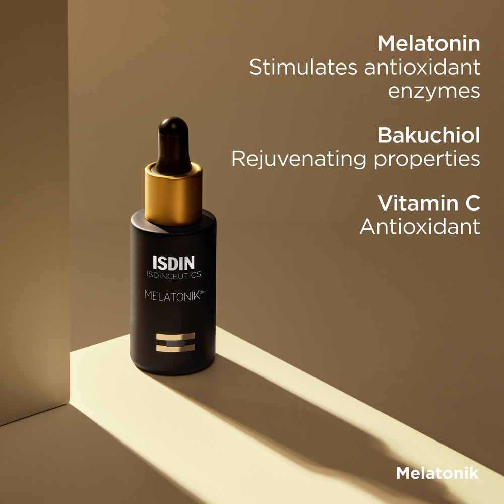 ISDIN Melatonik glow after application suggesting overnight hydration