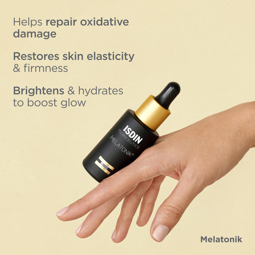 ISDIN Melatonik bakuchiol ingredient detail suggesting smoothing effects