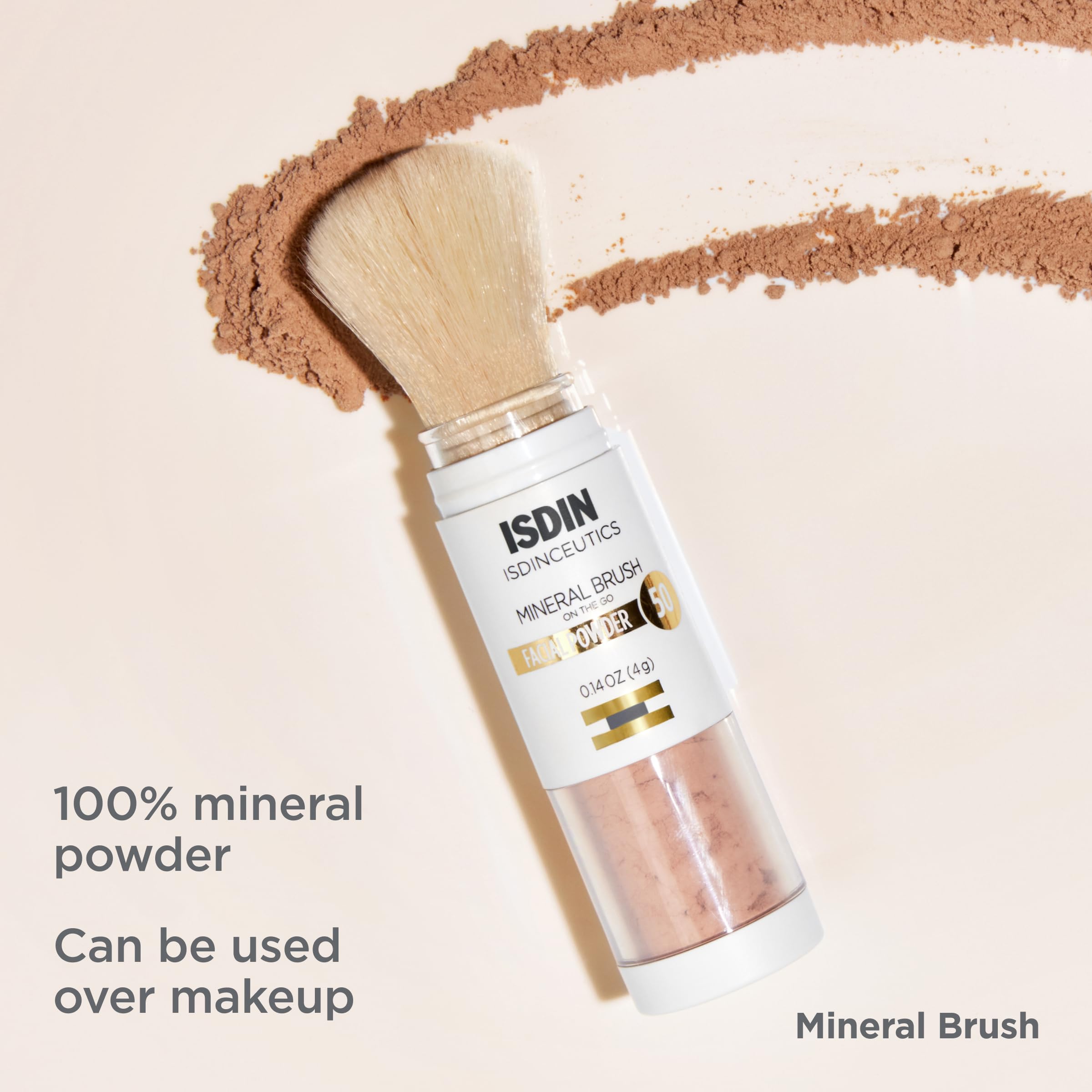 ISDIN Mineral Brush Powder back-hand prep before release emphasizes priming steps for smooth flow.