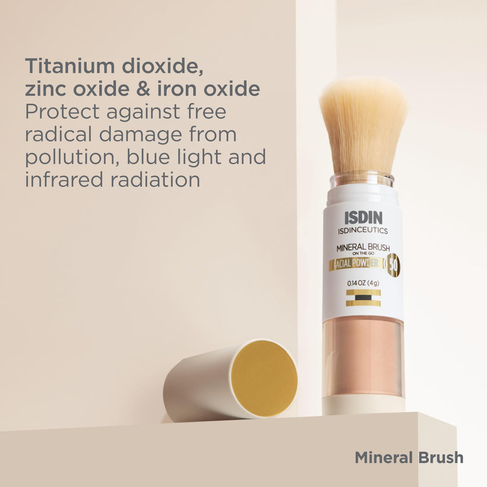 ISDIN Mineral Brush Powder texture closeup showing fine, breathable powder for sensitive skin.