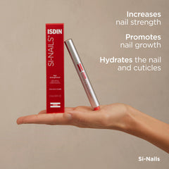 ISDIN Si-Nails nails-before-after closeup highlights durability improvement.