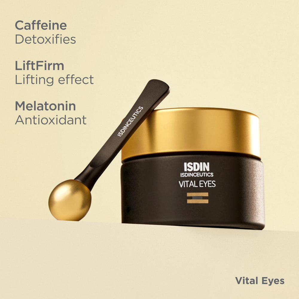 ISDIN Vital Eyes cooling applicator in action on eye area.