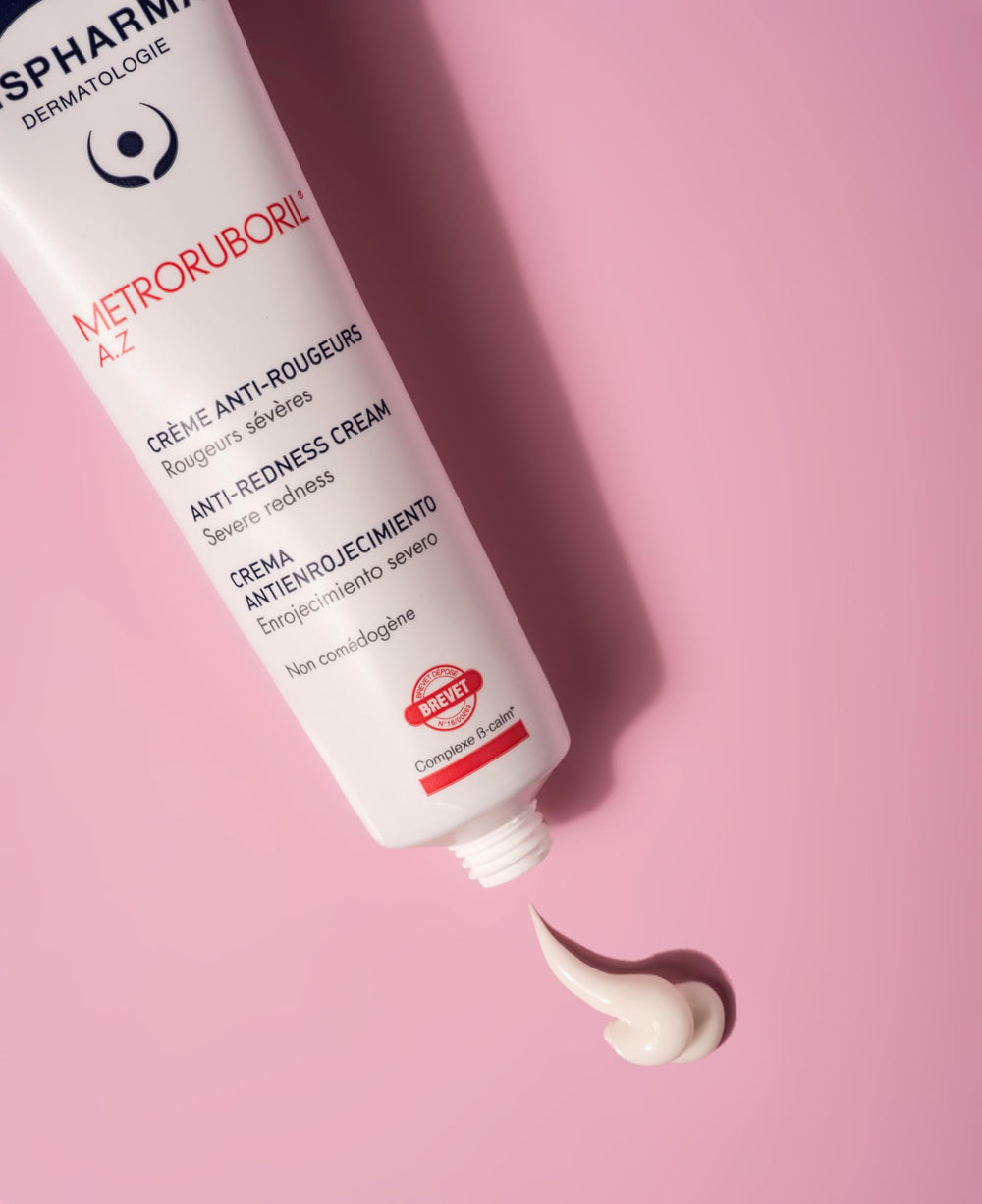 IsisPharma Metroruboril A.Z tube-application scene showing lightweight soothing formula