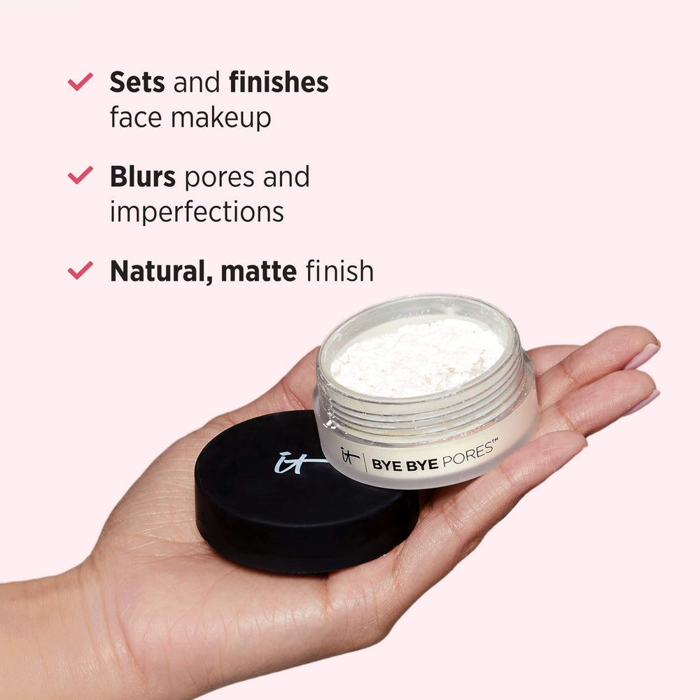 IT Cosmetics Bye Bye Pores closeup highlights silky texture