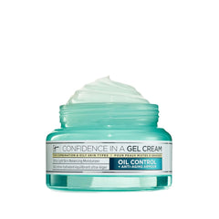 IT Cosmetics Confidence in a Gel Cream bottle shows oil-free hydration for oily skin.