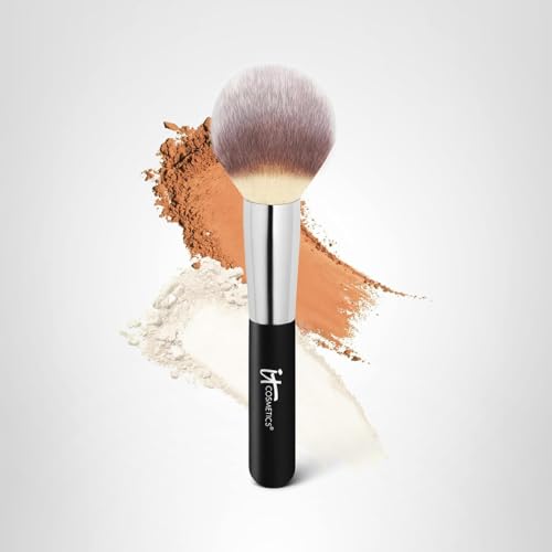 IT Cosmetics Heavenly Luxe Wand Ball Brush soft-touch handle for precise control