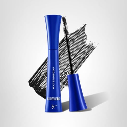 IT Cosmetics Superhero mascara being applied for quick go-to look