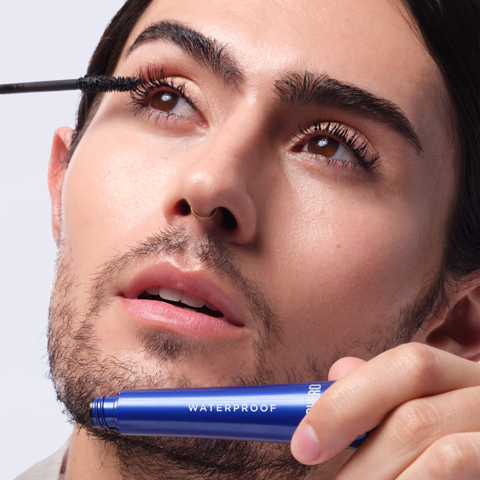 IT Cosmetics Superhero wear-test under humidity demonstrates staying power