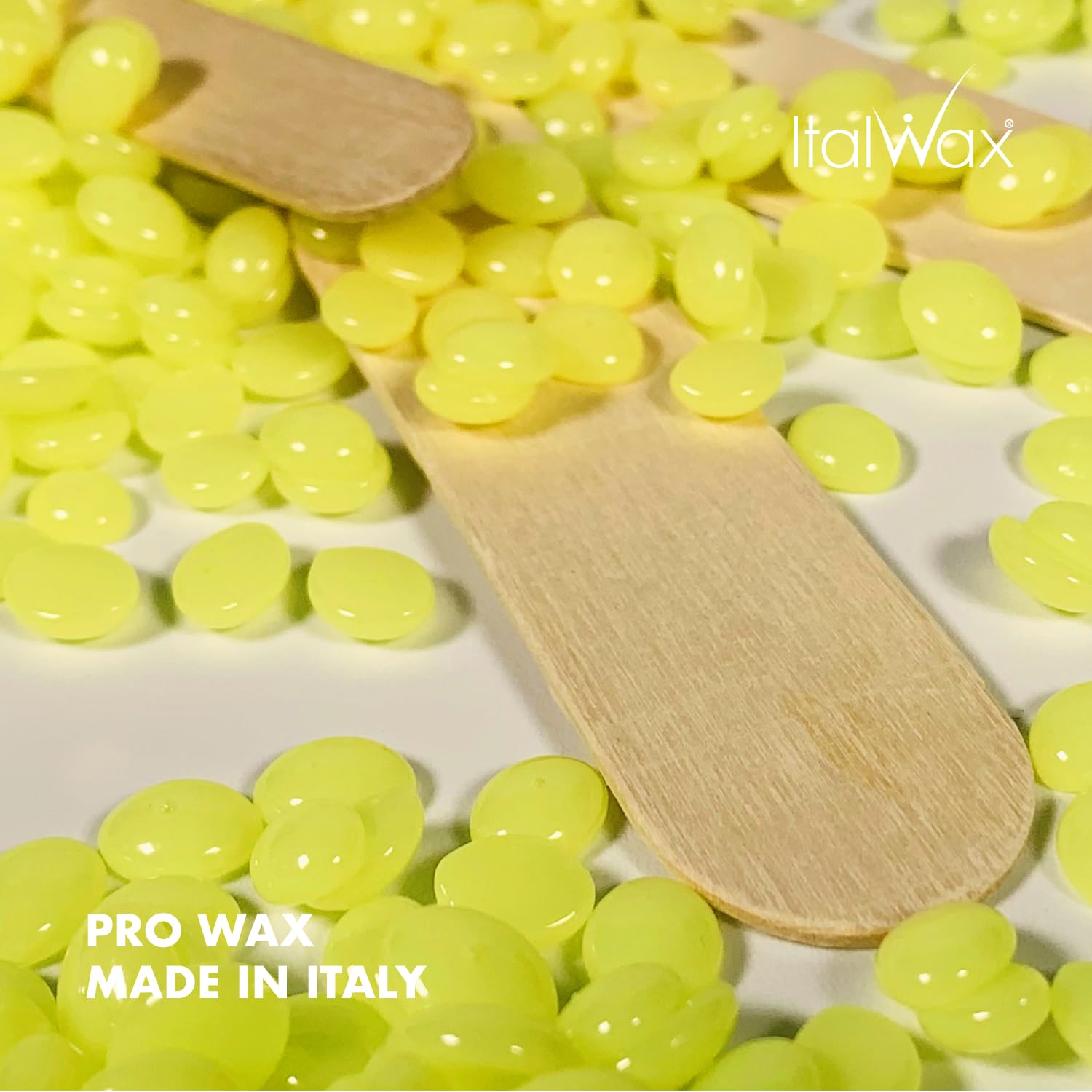 Italwax Top Line Argan Jelly Wax elastic texture supports large-area waxing without cracking.