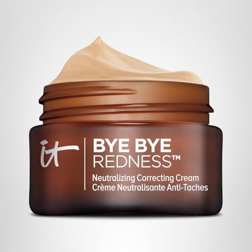 IT Cosmetics Bye Bye Redness dermatologist-tested label signals sensitivity-friendly formulation
