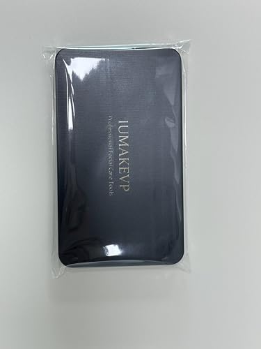 IUMAKEVP travel-friendly kit fits neatly in a compact bag