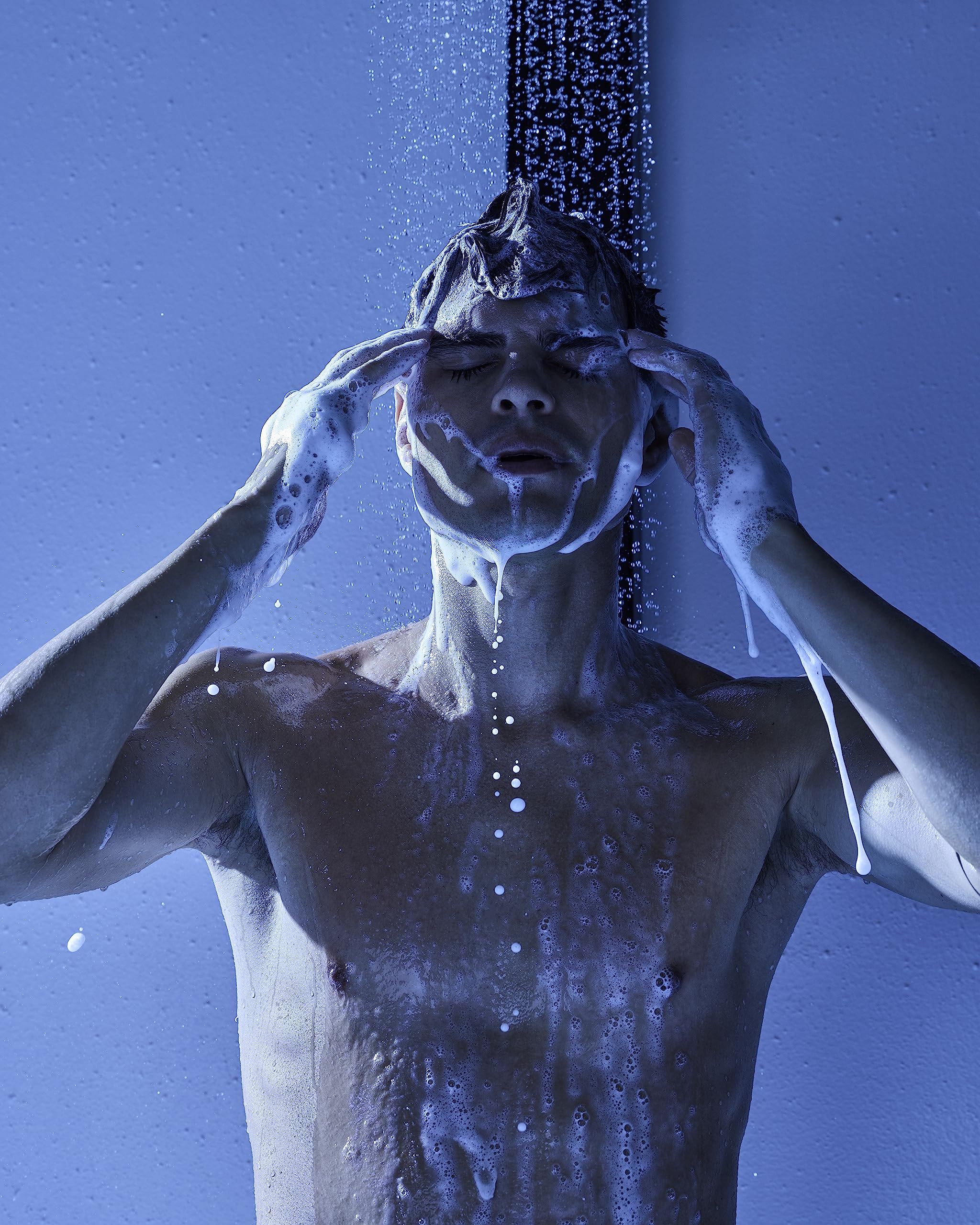 Jack Black Blue Midnight driftwood notes visual conveying a masculine scent.