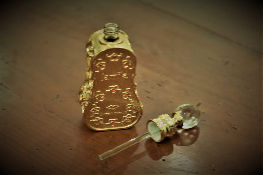 Swiss Arabian Jamila amber-musk base note highlight suggesting depth and lasting impression