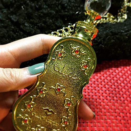 Swiss Arabian Jamila wrist application scene illustrating long-lasting aroma possibilities