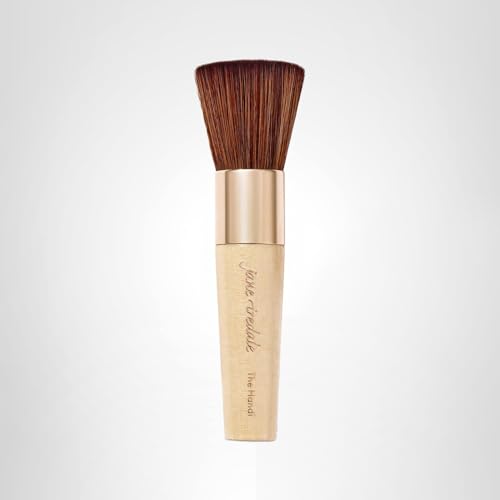 Jane Iredale Handi Brush tapered tip close-up for delicate detailing near the nose.