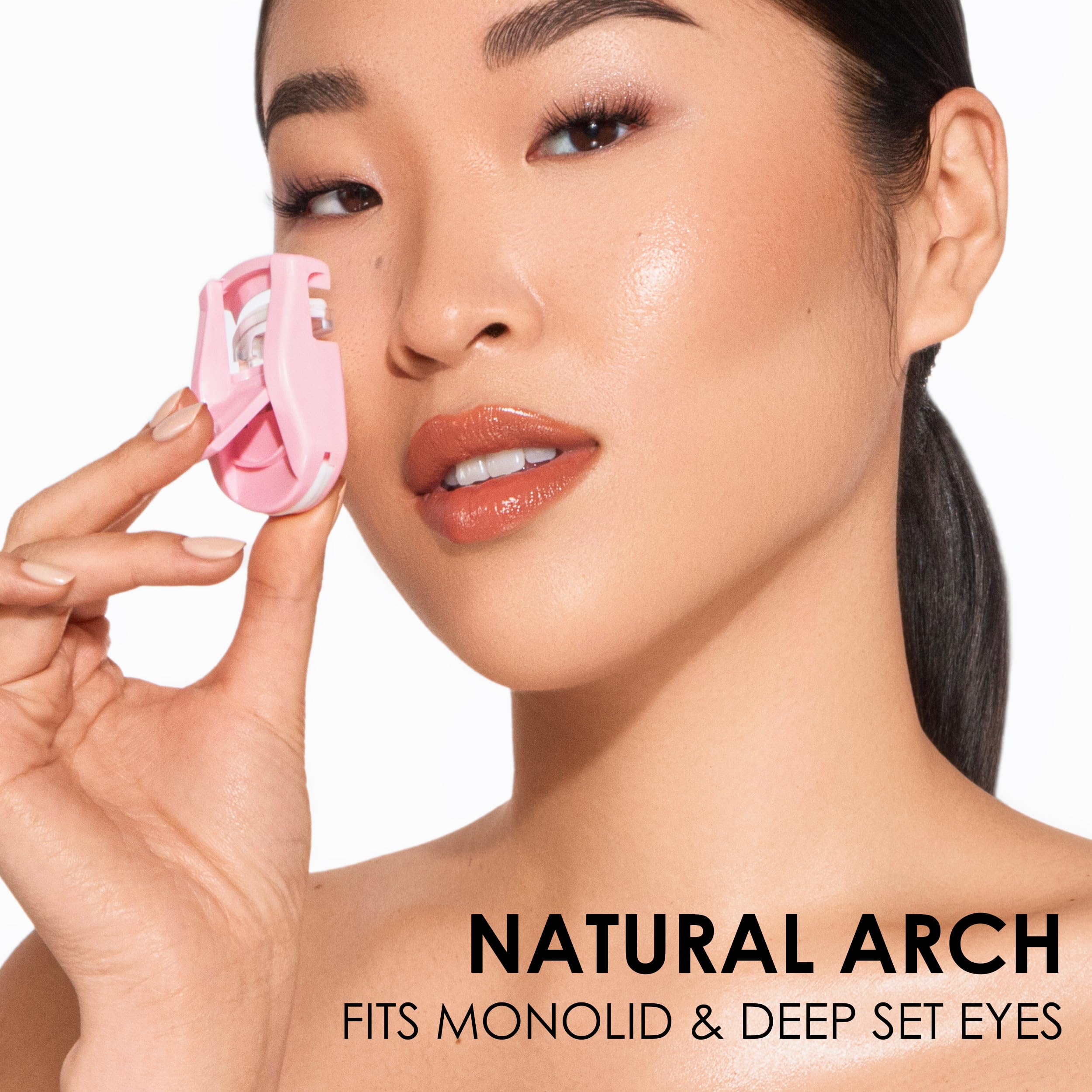 JAPONESQUE travel eyelash curler pink all-day lift potential for natural or enhanced lashes